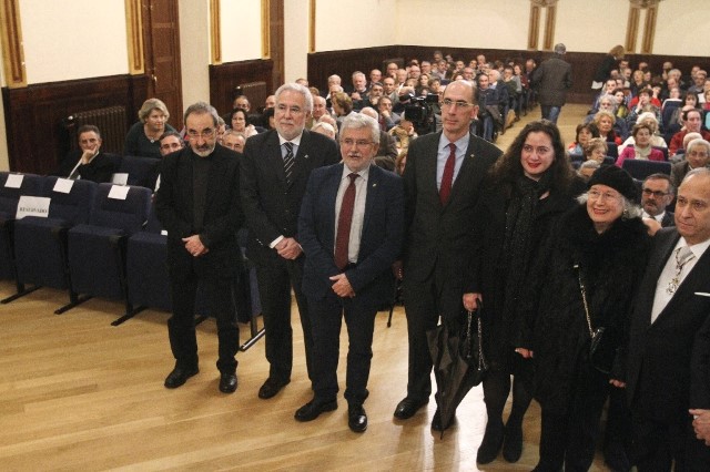 O presidente do Parlamento participa na homenaxe da Real Academia de Medicina ao Dr. Rodríguez Míguez, promotor da hidroloxía médica